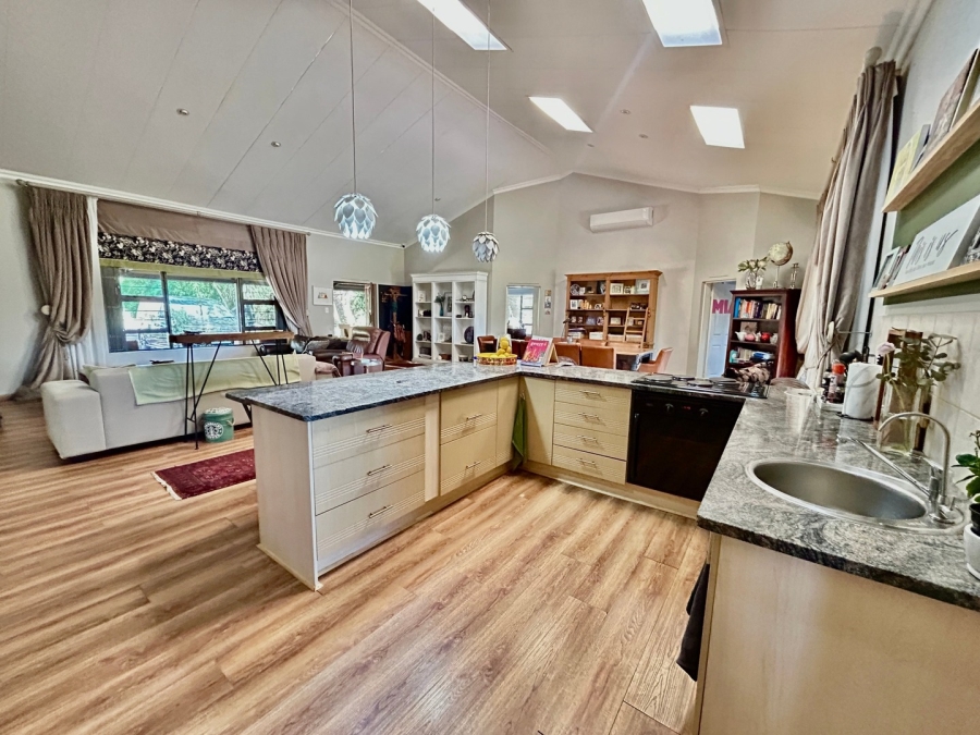 To Let 4 Bedroom Property for Rent in Wigwam North West